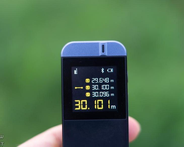 Карманная рулетка на 40 метров: обзор продвинутого лазерного дальномера Fnirsi